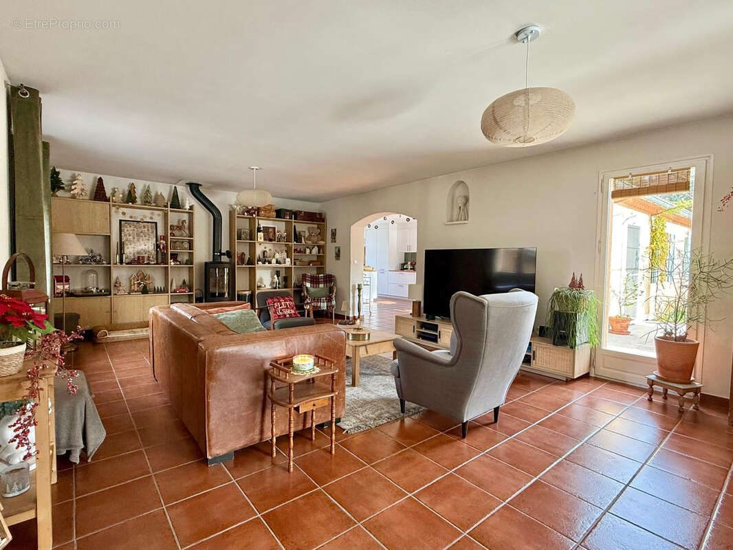 Maison à CHATEAURENARD