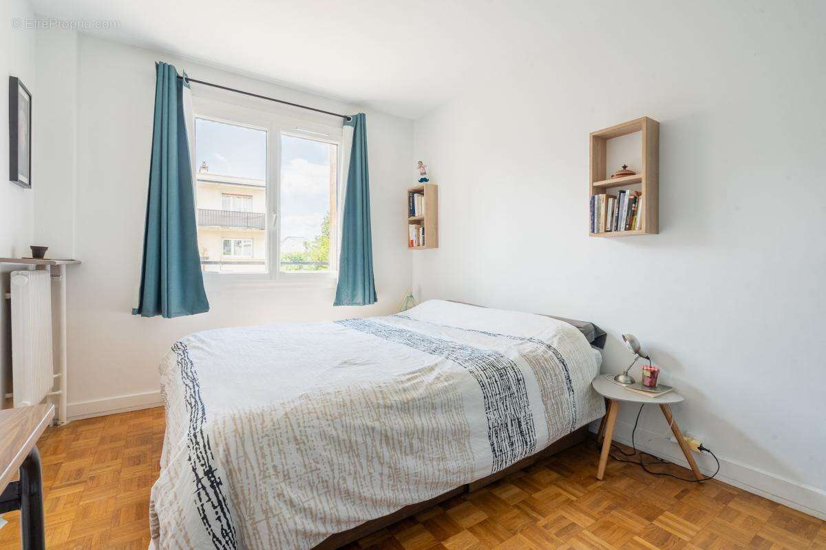 Appartement à FONTENAY-SOUS-BOIS
