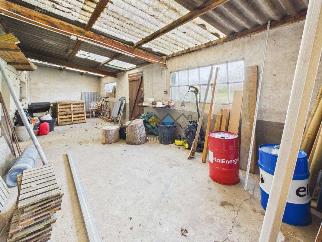 Maison à FEY-EN-HAYE