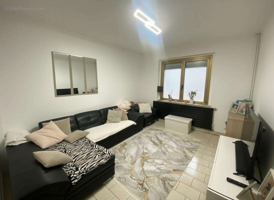 Maison à vendre 4 pièces NILVANGE (57) - photo 6