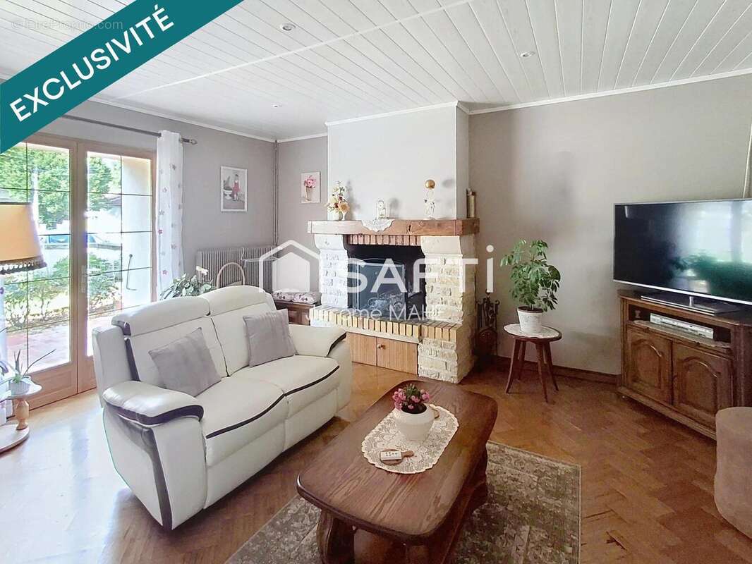 Maison 159 m² à Aigonnay  - photo 2