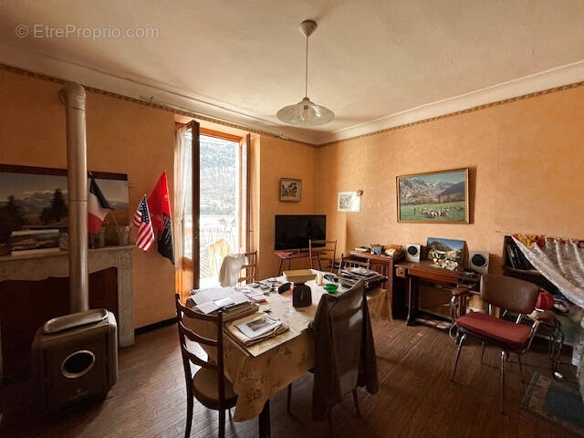 Appartement à TENDE