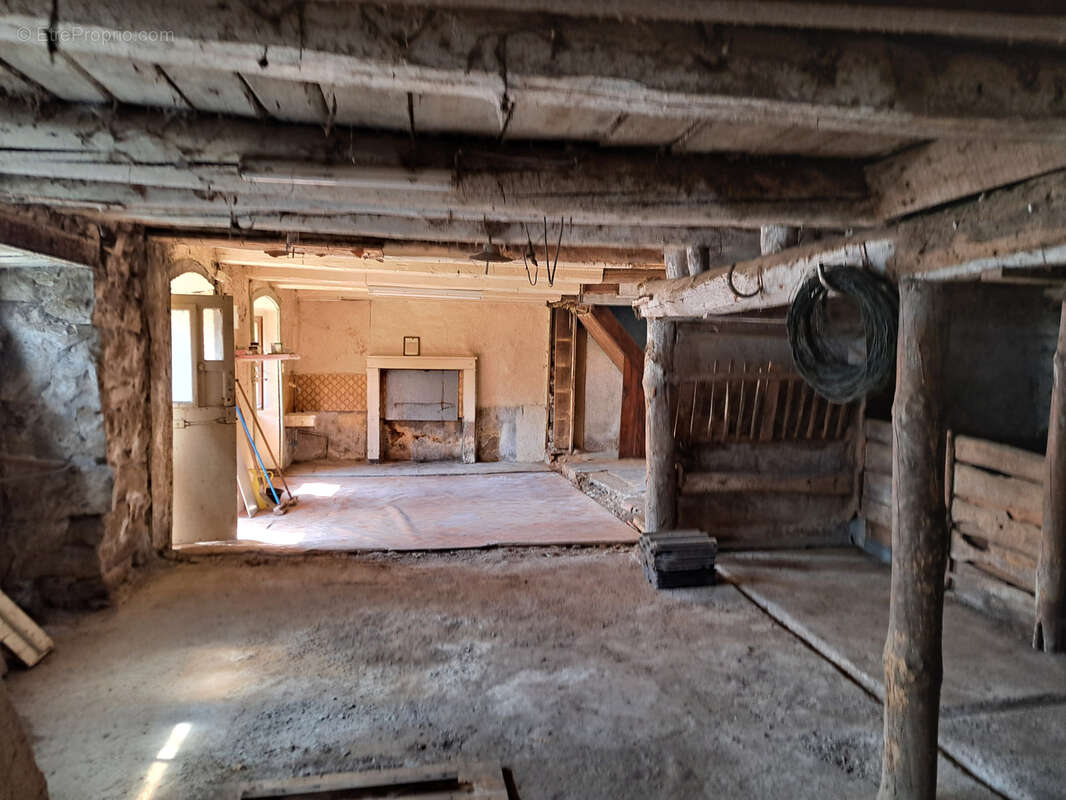 Ancienne ferme commune du Mazet st voy - photo 9