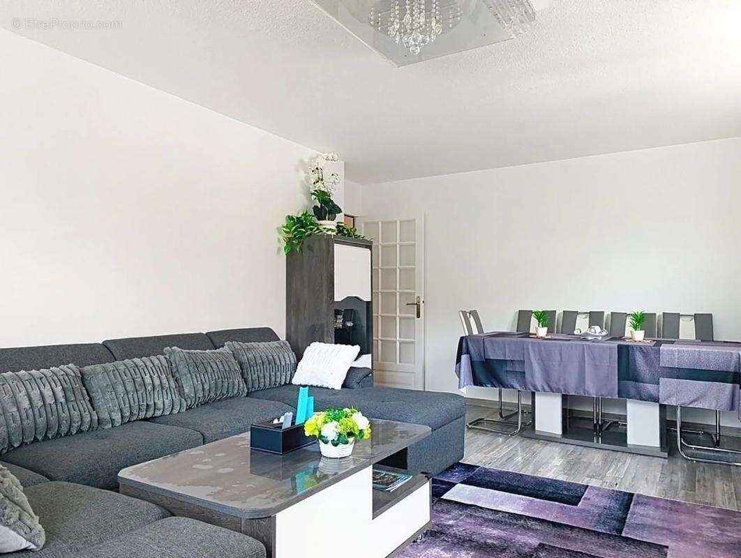 Appartement à ECHIROLLES