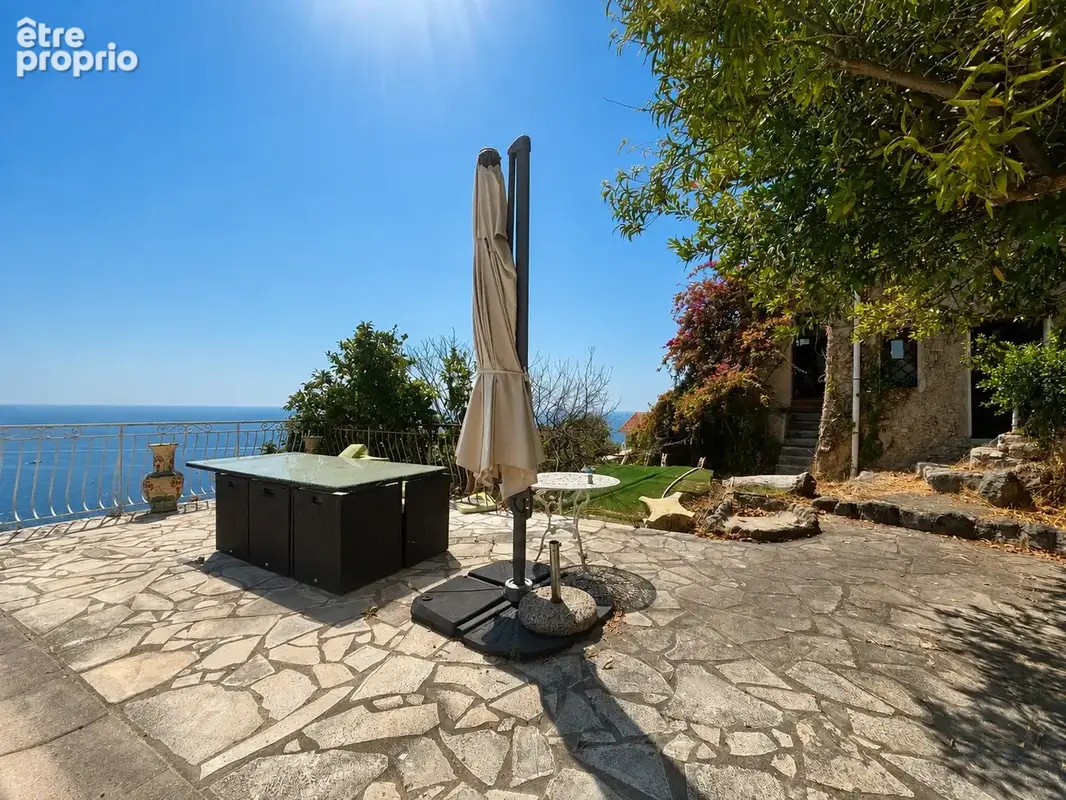 Propriété à rénover - accès pédestre - vue mer & piscine - photo 19