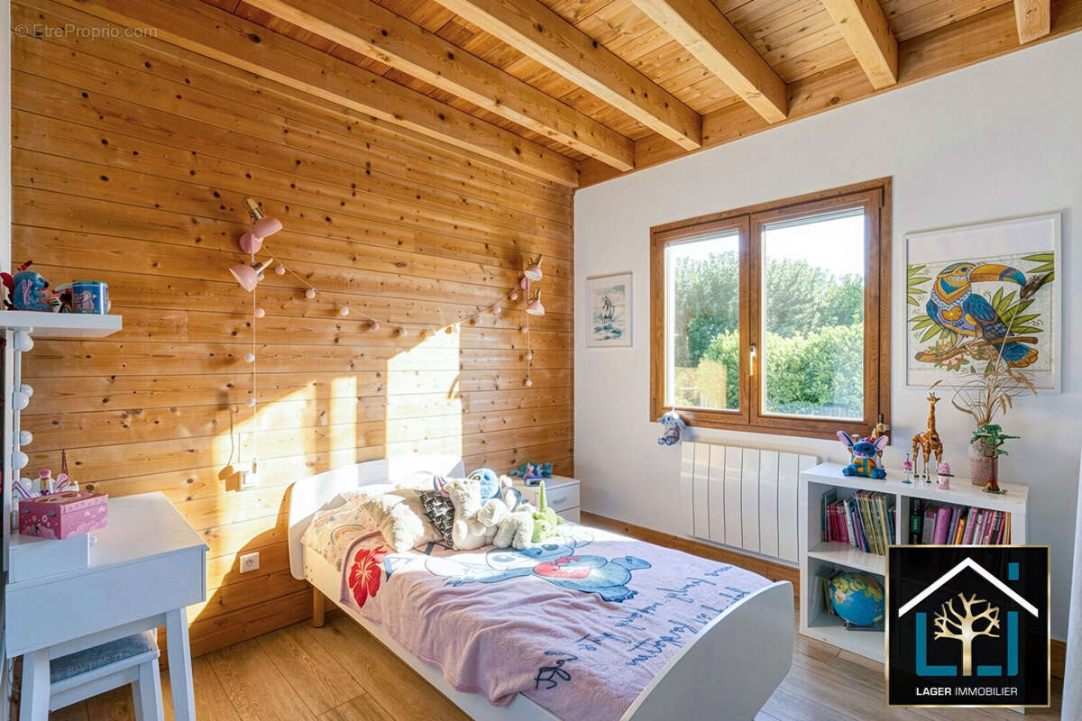 Maison bressolles 183 m² - photo 15