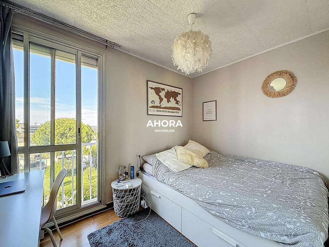 Appartement à MARSEILLE-9E