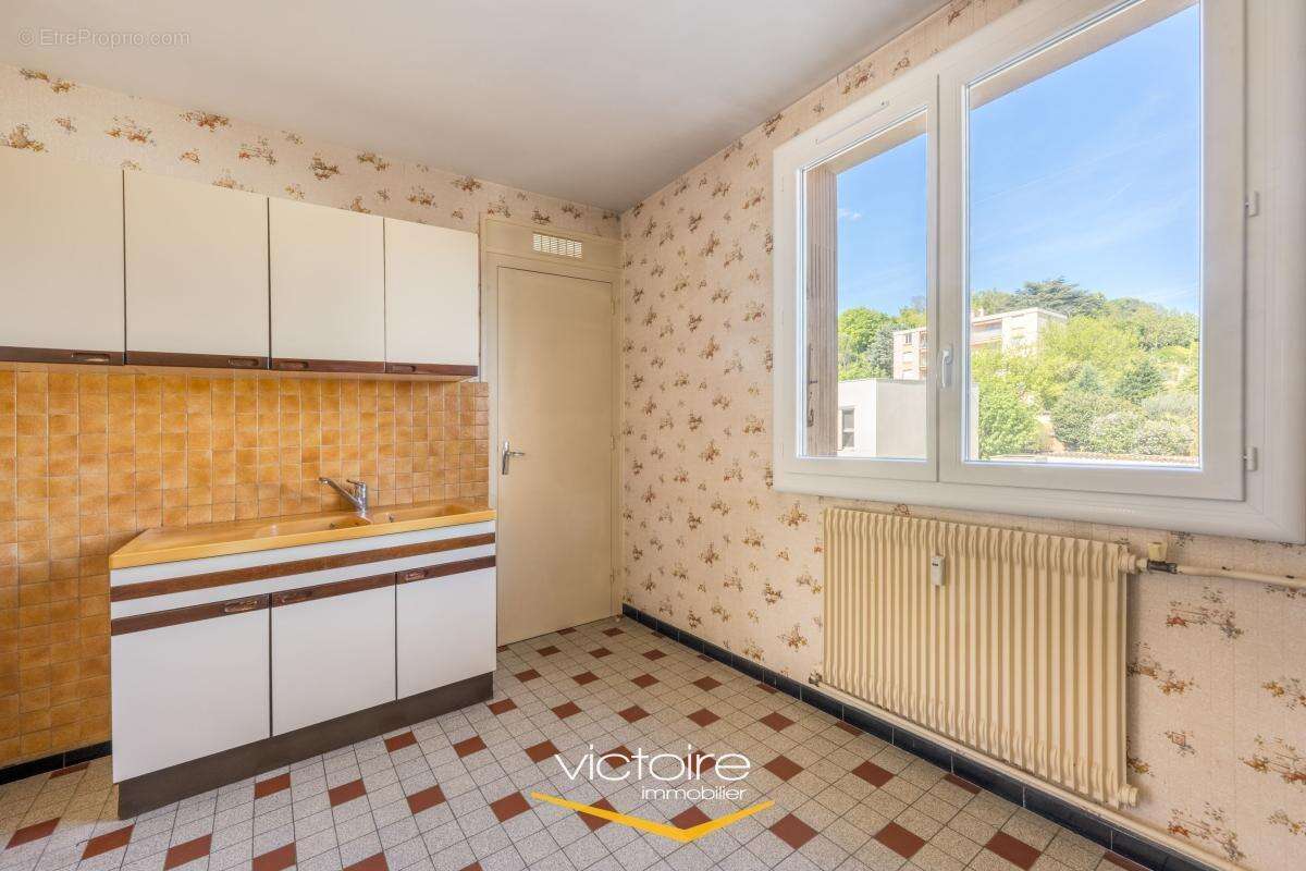 Appartement à RILLIEUX-LA-PAPE