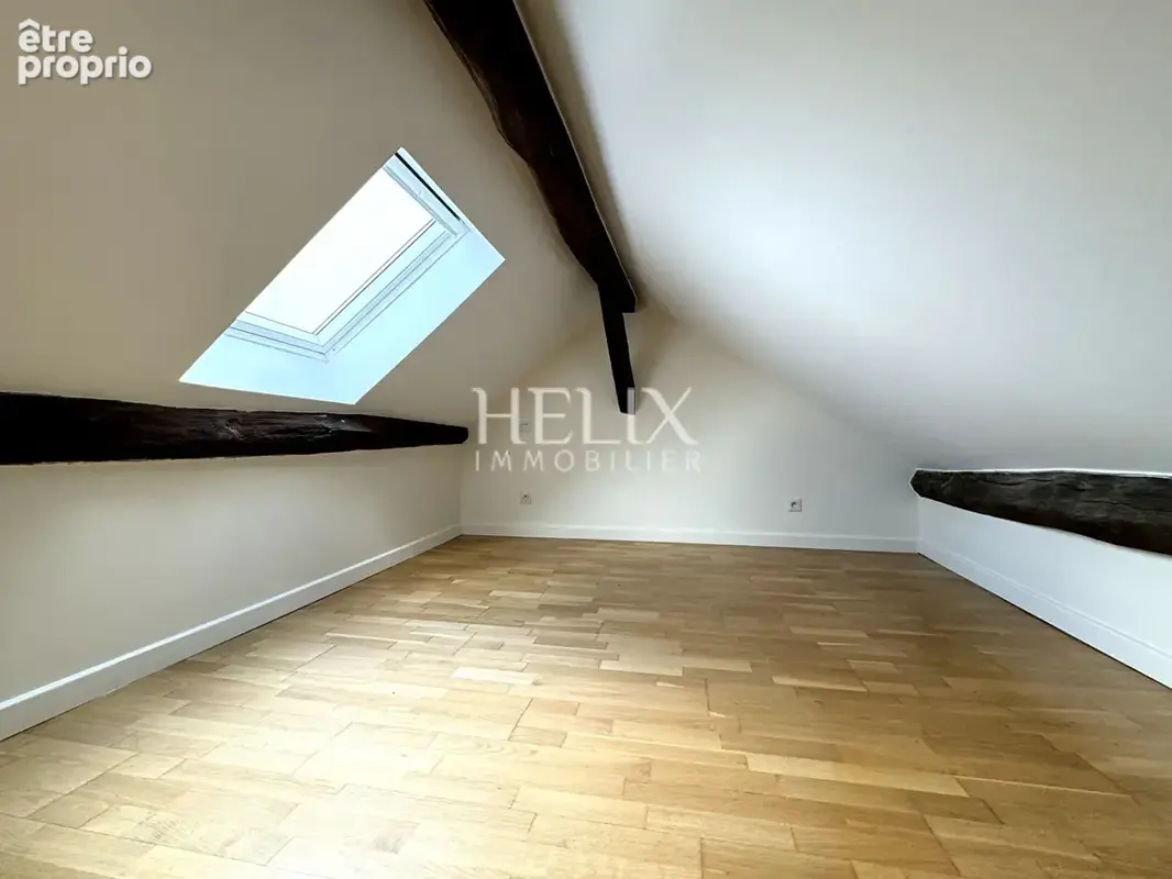 Grand appartement atypique 3 pièces Place du Marché Saint Germain en Laye, château RER A - photo 5