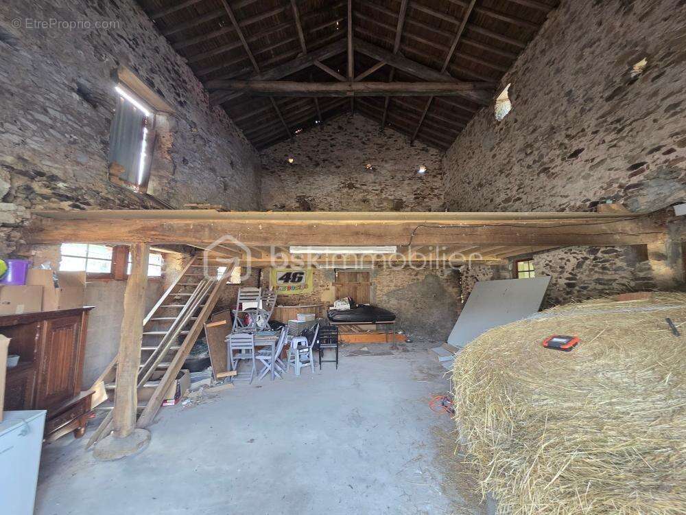 Maison à SCILLE
