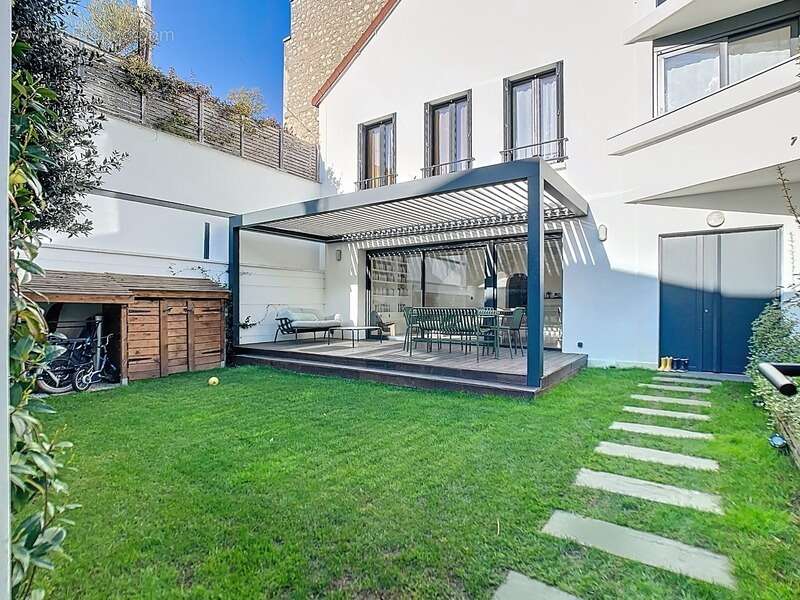 Maison à ASNIERES-SUR-SEINE