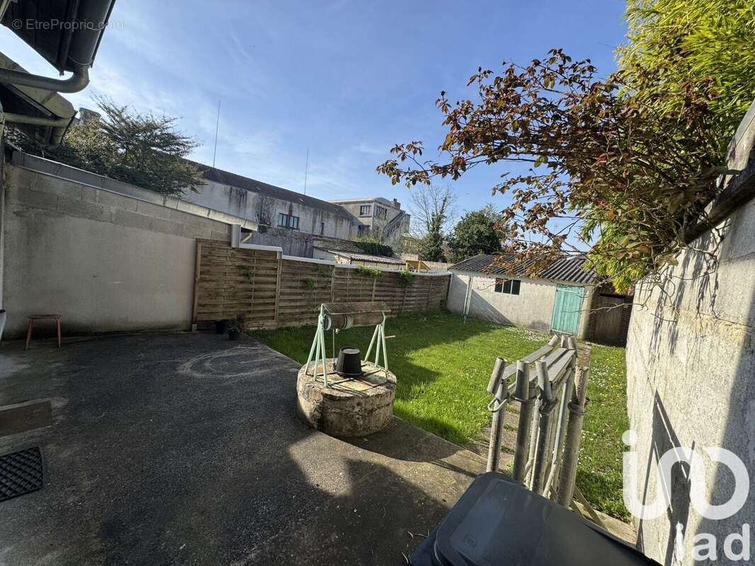 Photo 2 - Maison à ROMILLY-SUR-SEINE