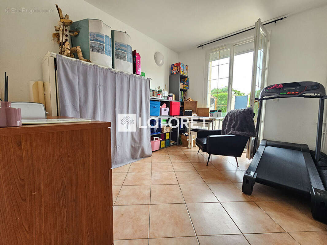 Maison Hondainville 7 pièce(s) 135 m2 - photo 9