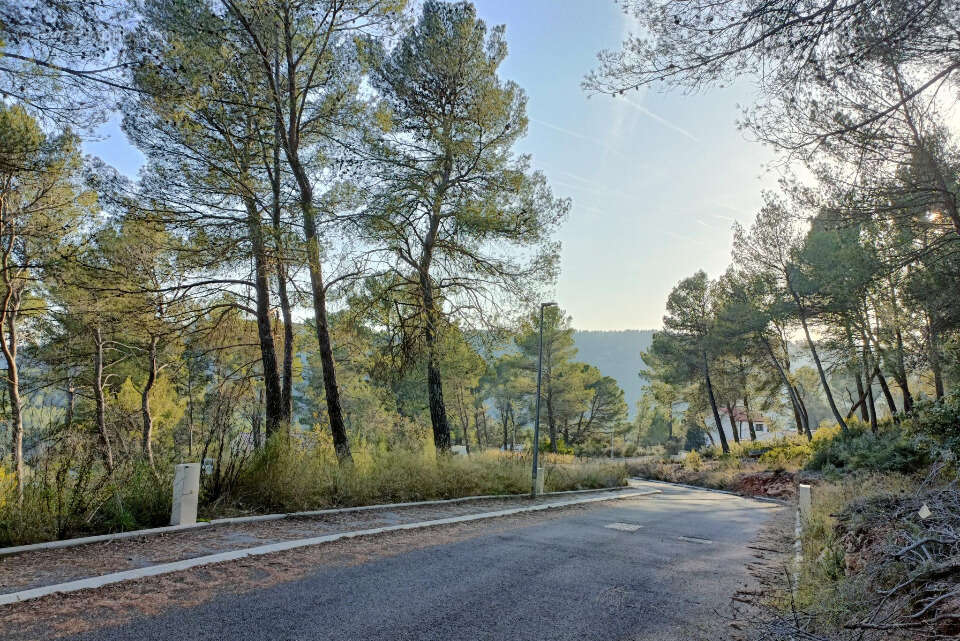 Terrain à SALERNES