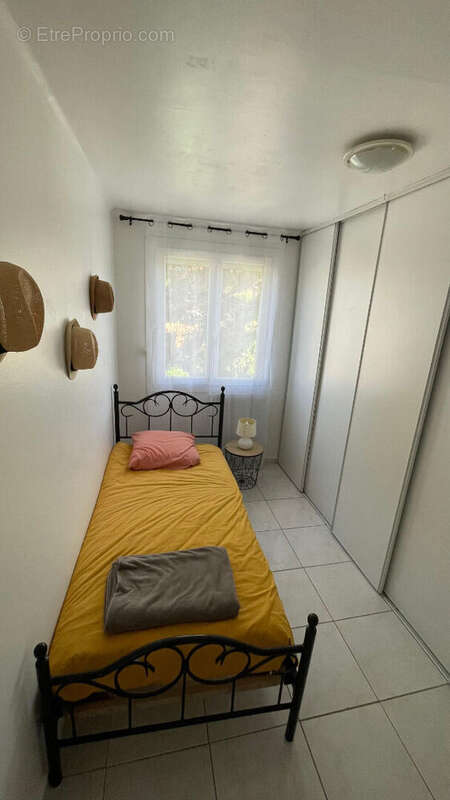 PERPIGNAN - SAINT ASSISCLE:  Maison F4 - 87 m² avec garage  et jardin ! - photo 8