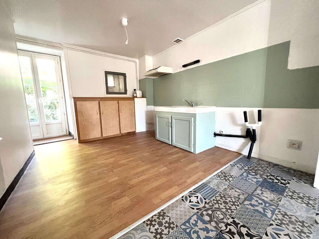 Appartement à LAROQUEBROU