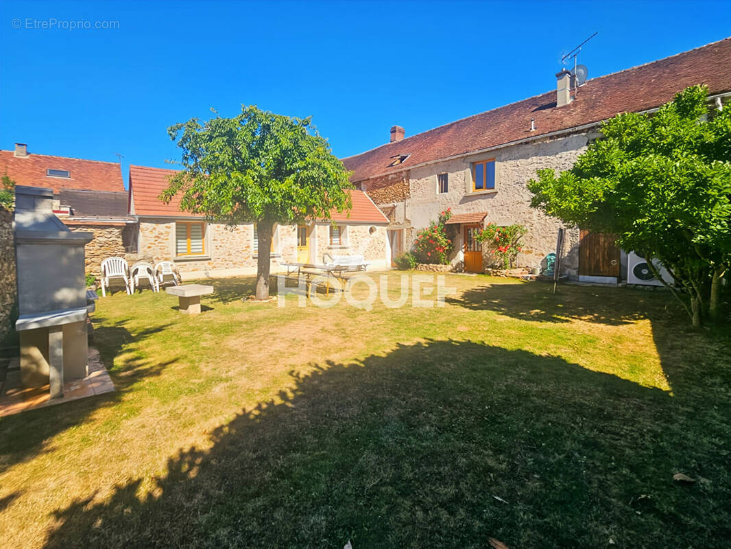 Maison à COULOMMIERS