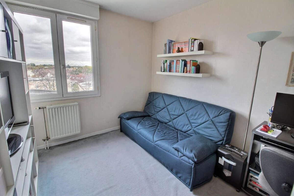 Appartement à MONTIGNY-LE-BRETONNEUX