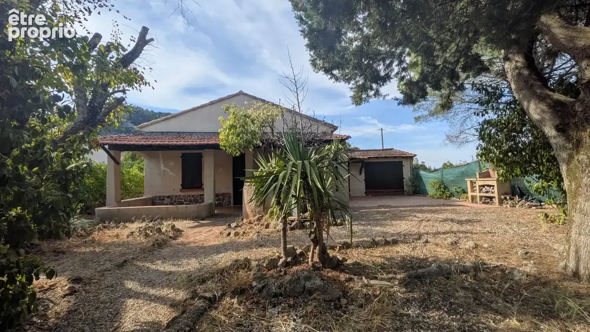 Maison à GONFARON