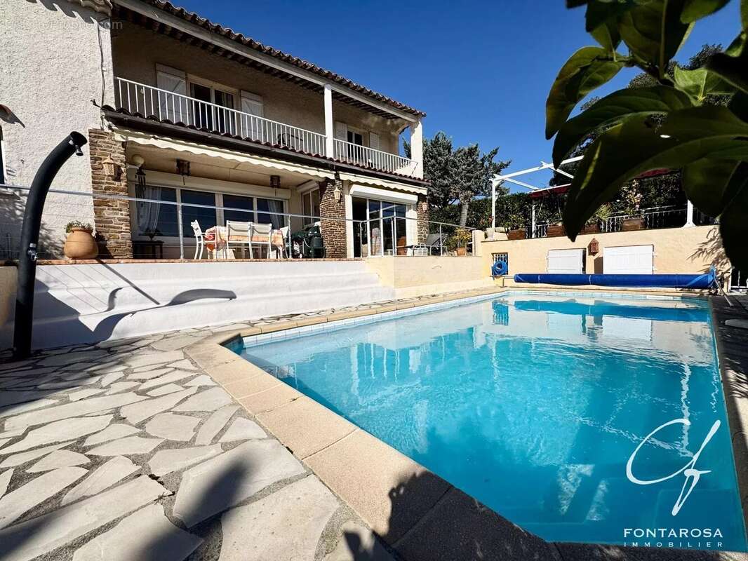Maison à FREJUS