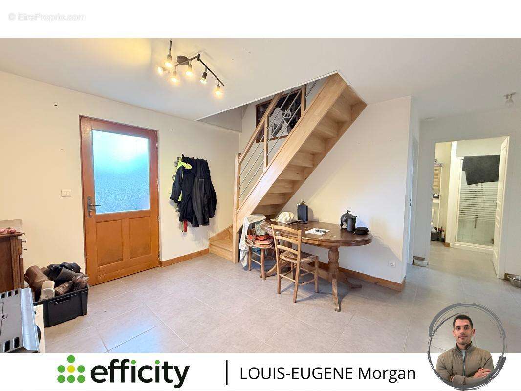 Maison à AVAILLES-LIMOUZINE