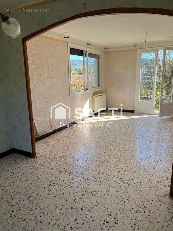 Photo 5 - Maison à CAZILHAC