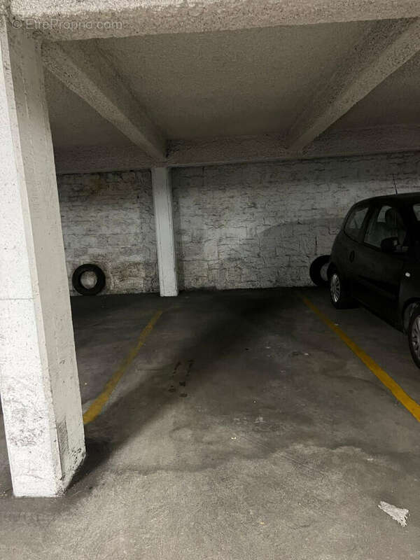 Parking à CAEN