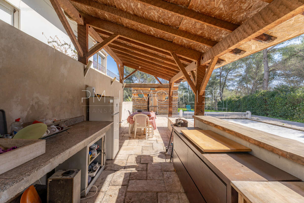 Appartement à MARSEILLE-12E