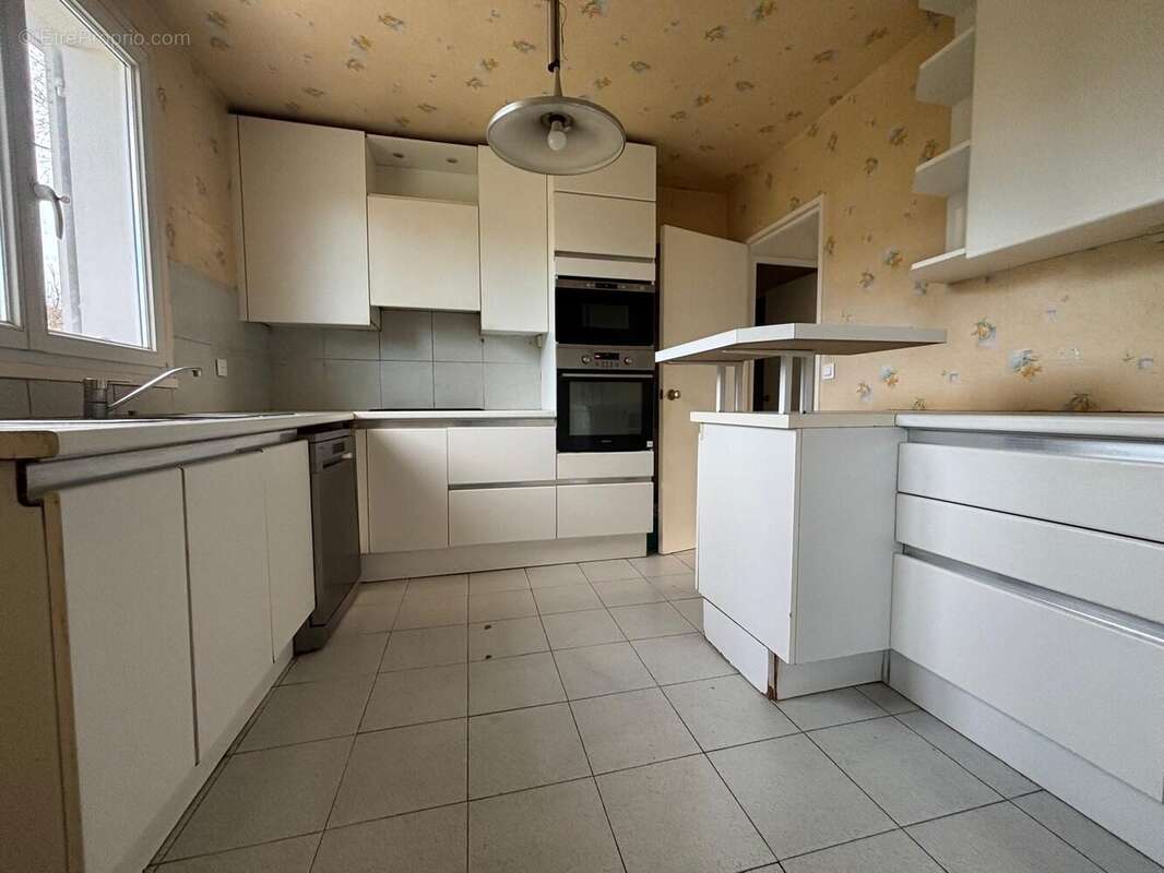 Maison à SAINT-GERMAIN-LES-CORBEIL