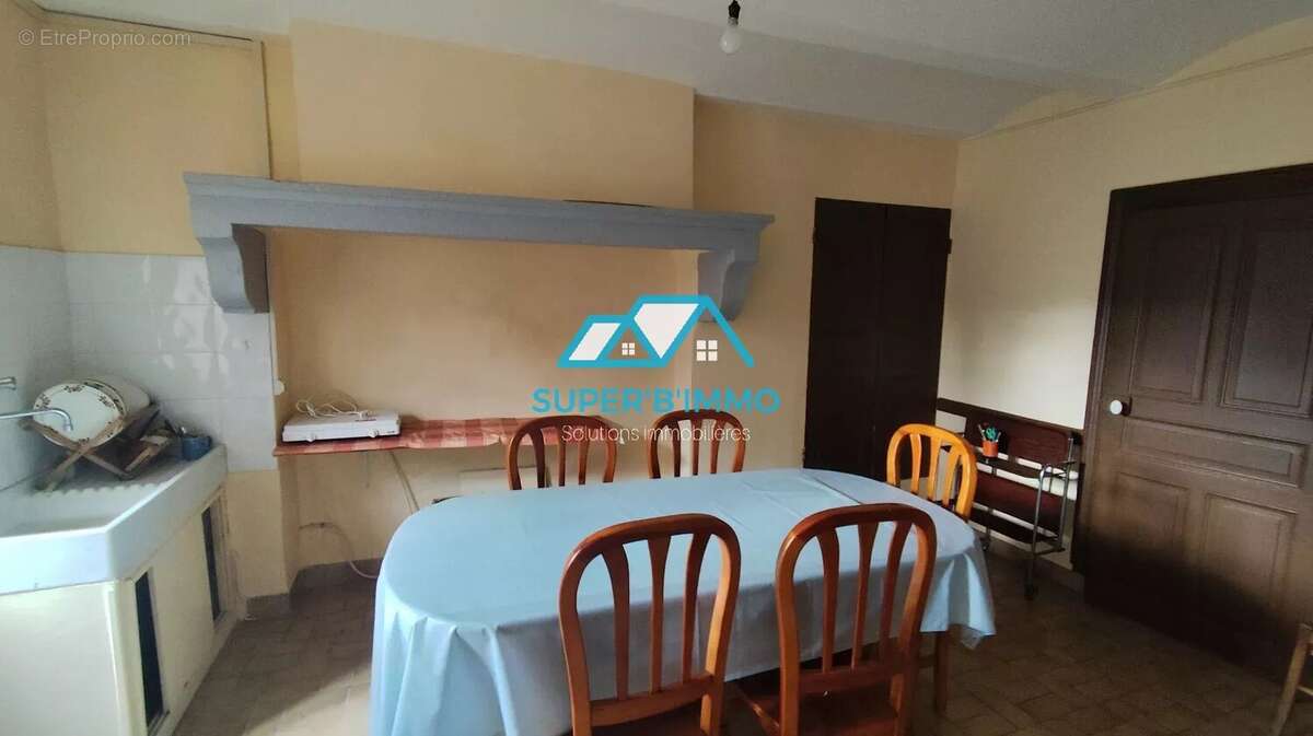 Maison à MAZEYRAT-D&#039;ALLIER