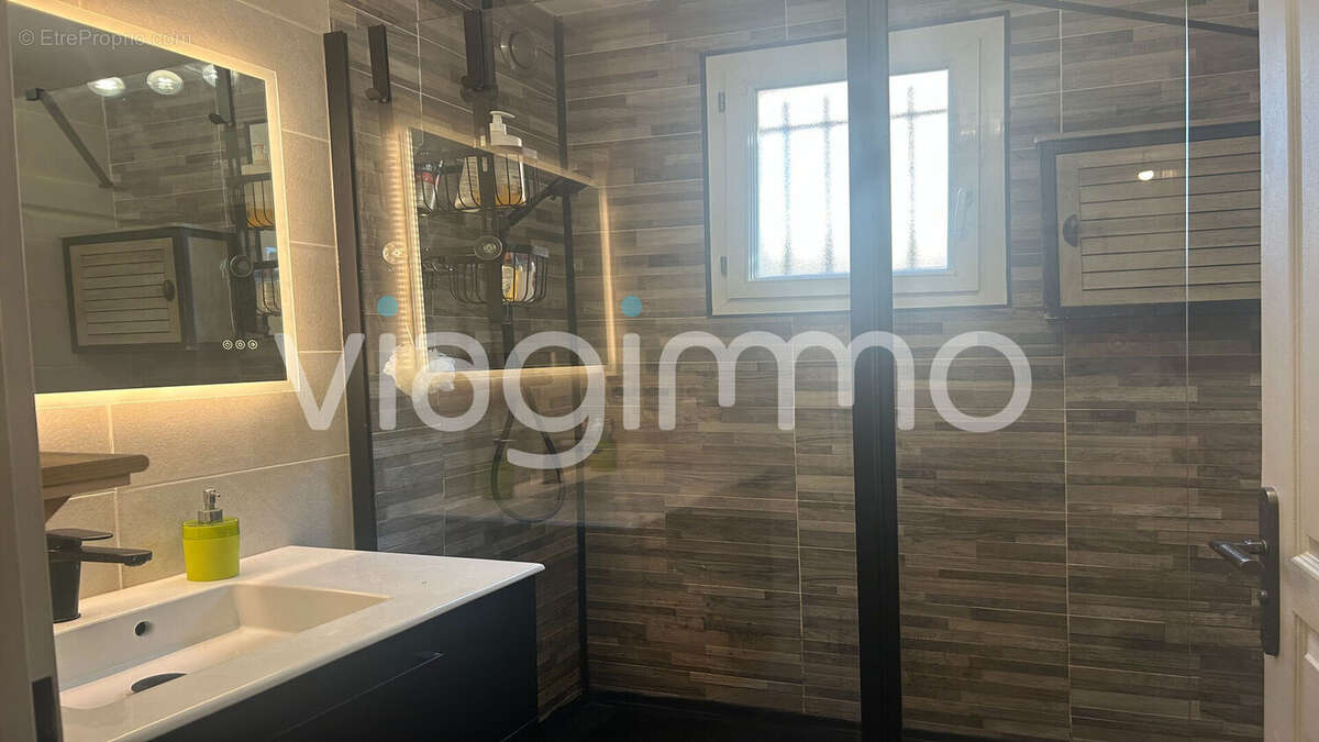 Appartement à MARSEILLE-13E