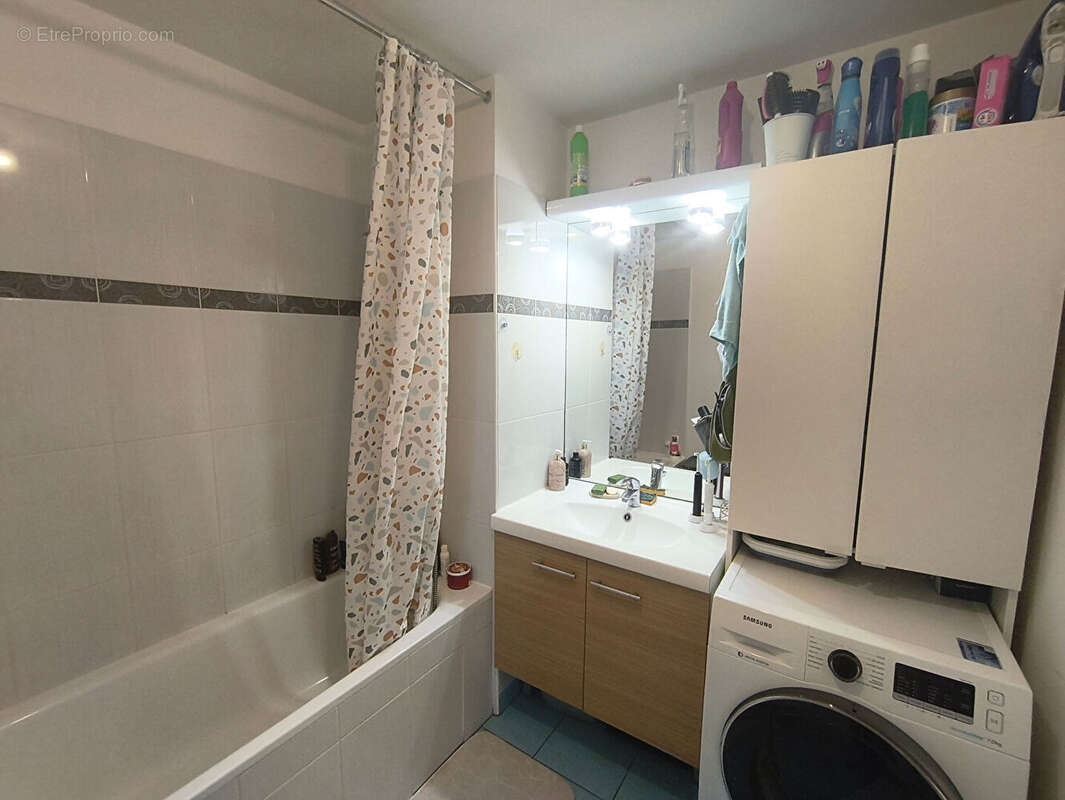 Appartement à MORANGIS