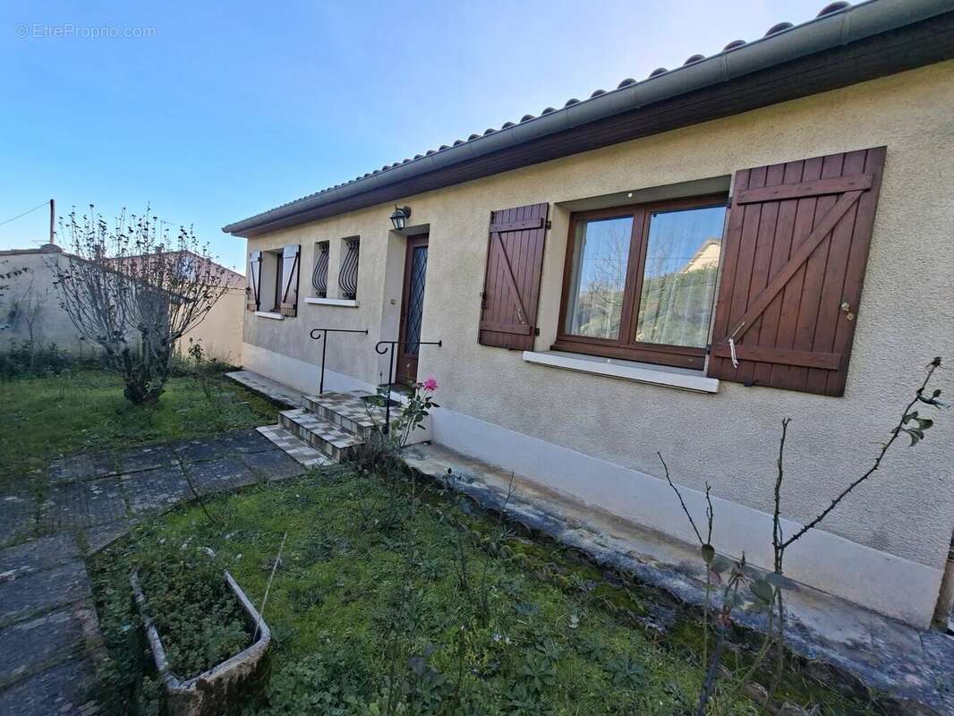 Maison à REALMONT