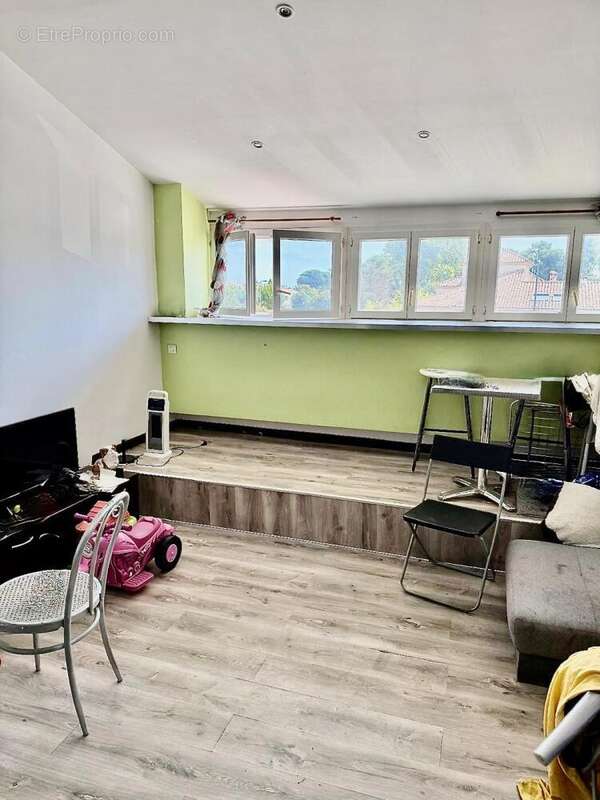 Appartement à LAVERUNE