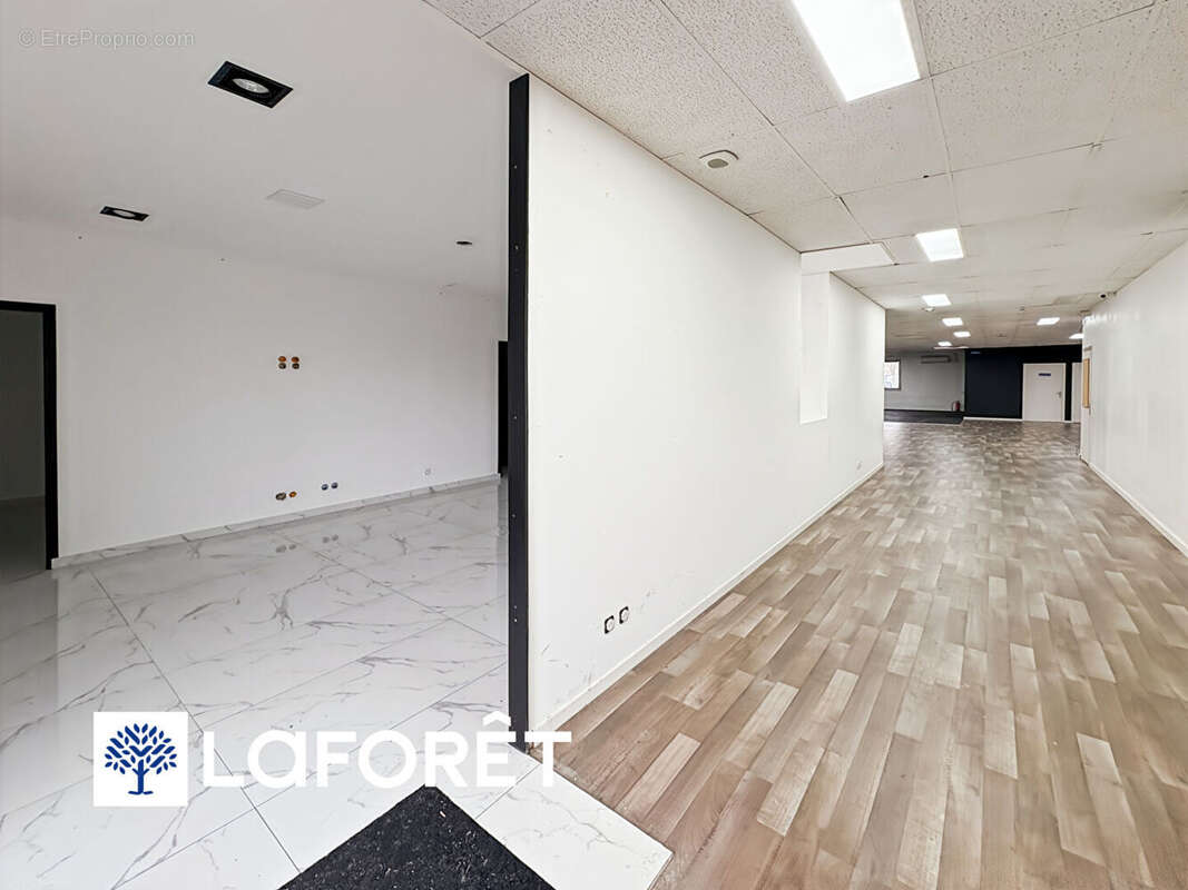 Commerce à BONDOUFLE