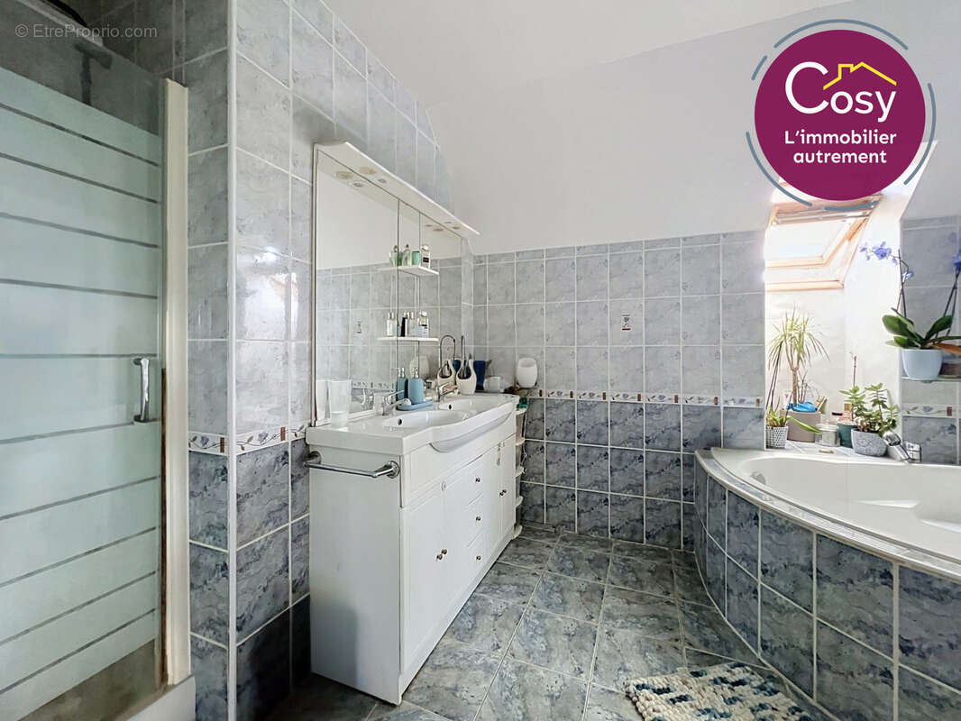 À découvrir sans tarder ! Belle maison familiale de 148 m2 sur un terrain de 1 625 m2 - photo 7