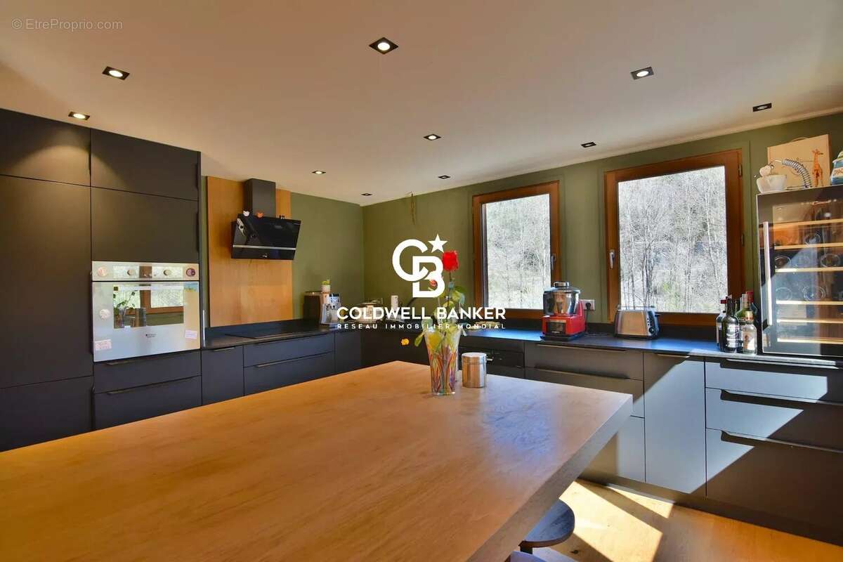 Propriété sur 2 niveaux avec 2 appartements - 153 m² - Les Houches - photo 7