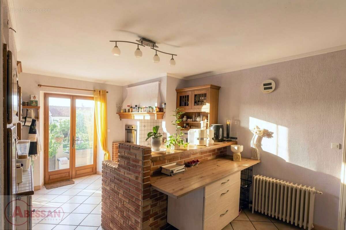 Maison à RIBAUTE-LES-TAVERNES