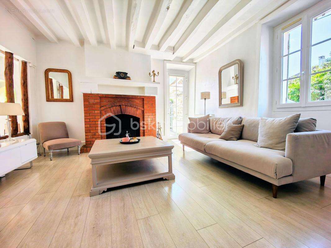 Maison à JOUARS-PONTCHARTRAIN