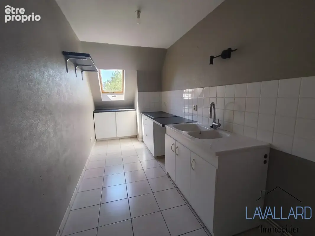 Appartement 62 m² à Rivery  - photo 5