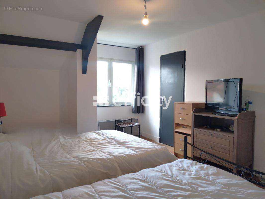 Maison à SAINT-JEAN-DES-BAISANTS