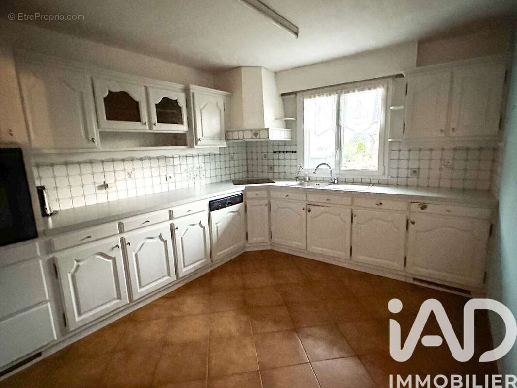 Photo 5 - Maison à LIVRY-SUR-SEINE