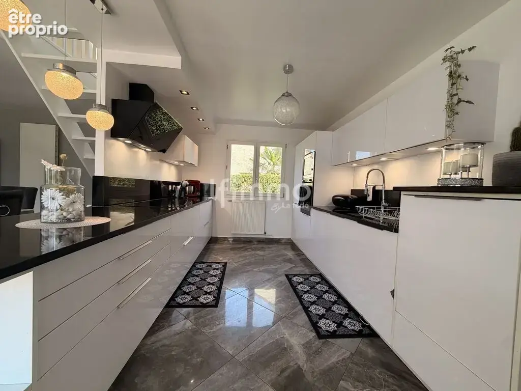 Maison d'exception en semi plain-pied 5chambres - photo 7