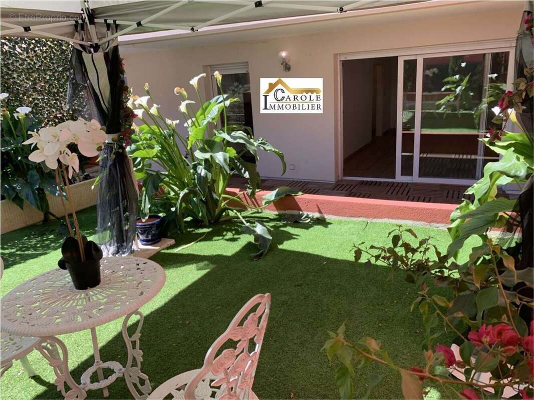 Appartement à MANDELIEU-LA-NAPOULE