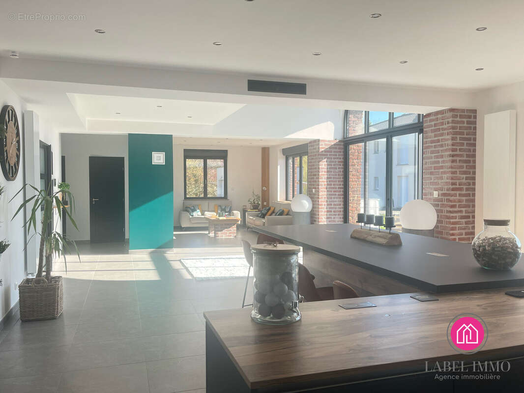 Maison 230 m² à Banteux  - photo 7
