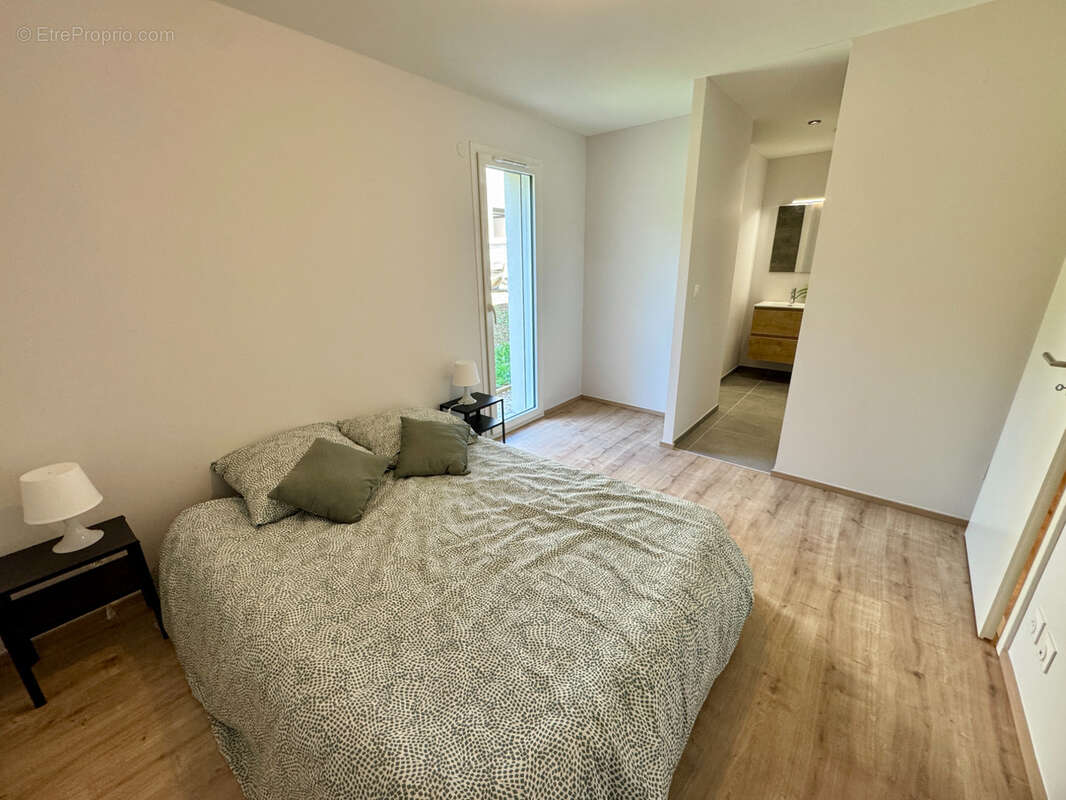 Maison 121 m² à Pugey  - photo 7