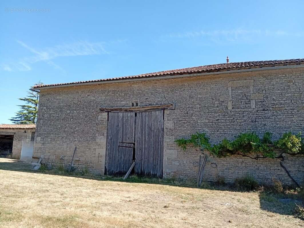Maison 187 m² à Aubigne  - photo 8