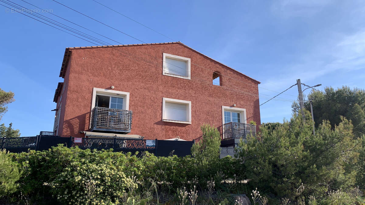 Appartement à HYERES