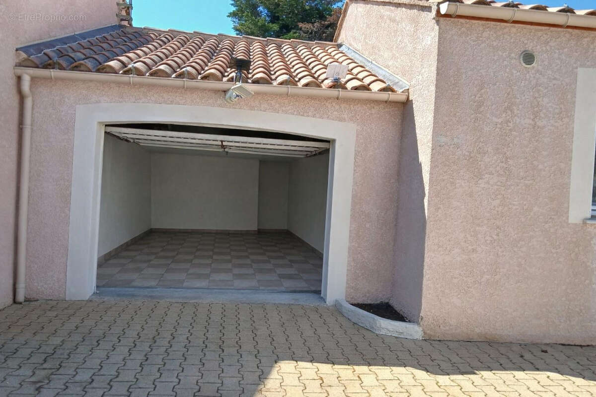 Maison à GARONS