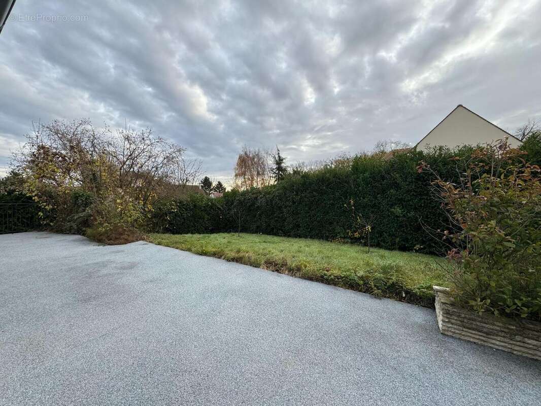 Photo 8 - Maison à MORAINVILLIERS